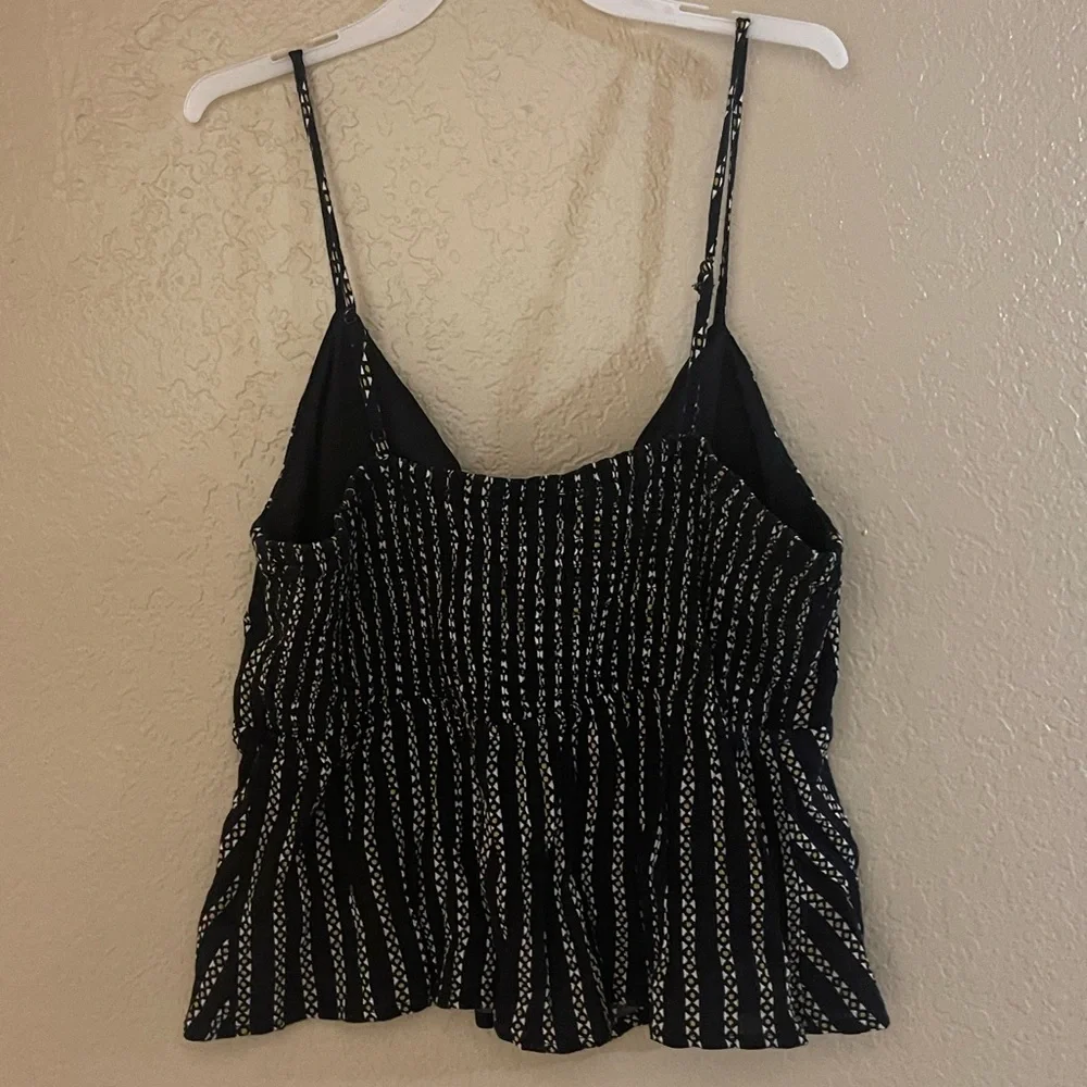 Mi Ami, Dressy Crop Top, Size L, Black & Gold - Picture 2 of 5